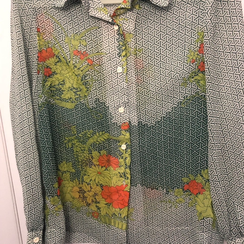 Button down blouse - Picture 2 of 3